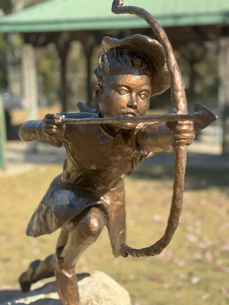 Robyn Hood bronze sculpture